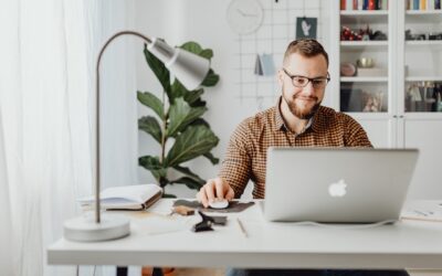5 Strategies to Improve Your Business’ Brand Reputation in 2025