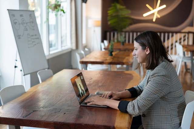 Scaling Customer Support Without Breaking the Bank The Role of Virtual Assistants main