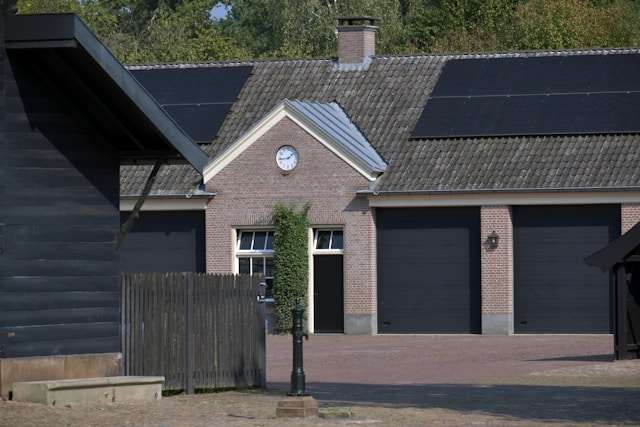 Why Renewable Energy Is Good for Your Business Plan